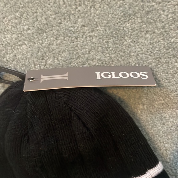 black and white stripe unisex hat - Picture 3 of 5